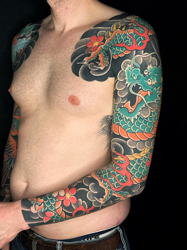 dragon-brazo-tatuaje-tradicional-tattooo-japones